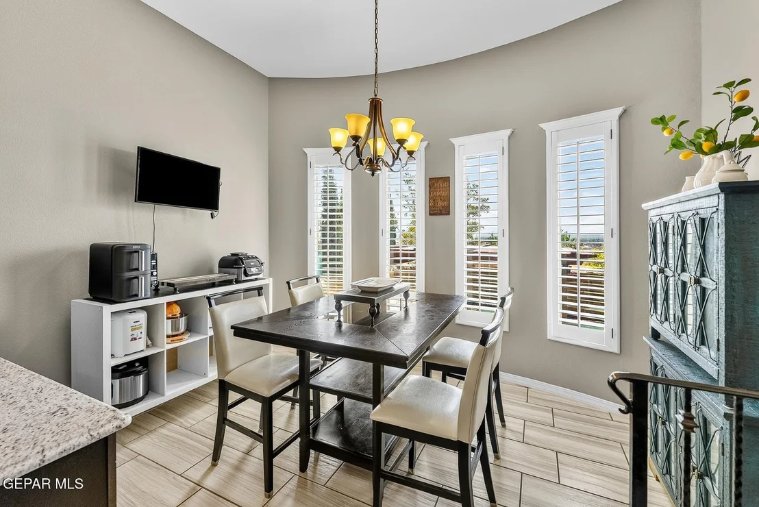 Photo of 7893 Enchanted View Drive