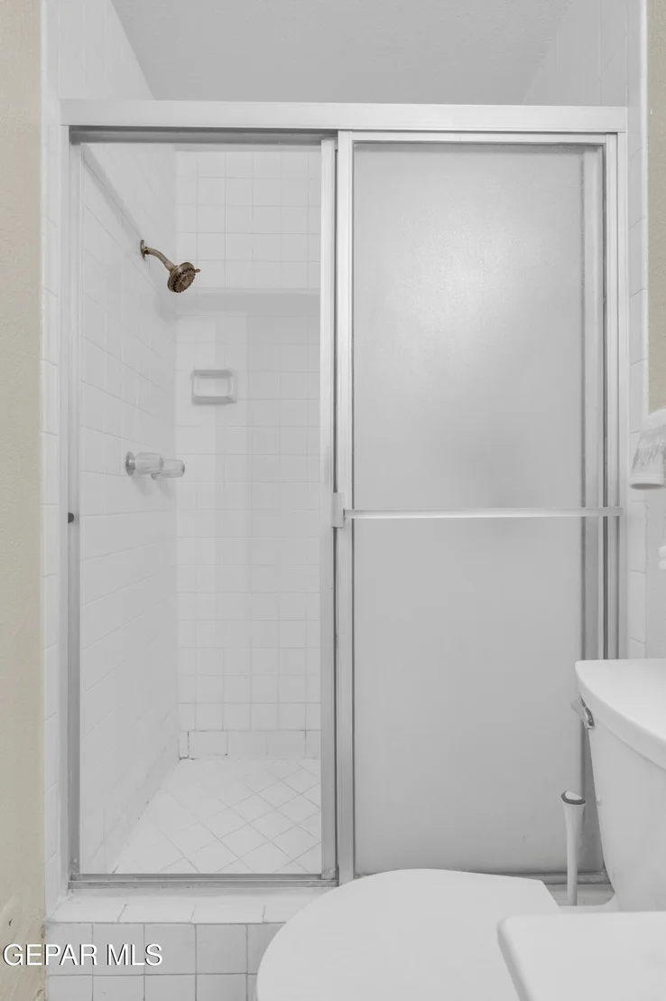 Photo of 425 VALPLANO Drive