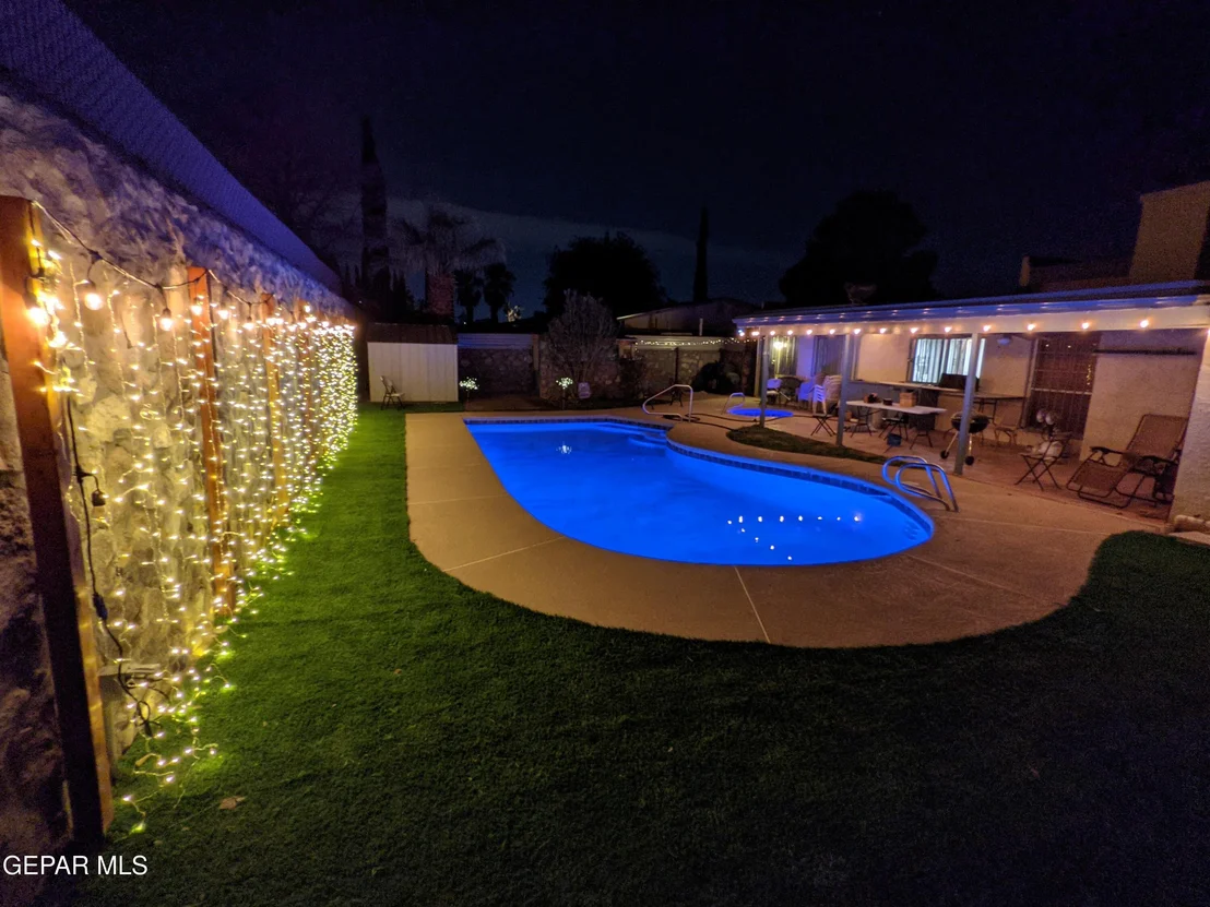 Photo of 11324 TOM ULOZAS Drive