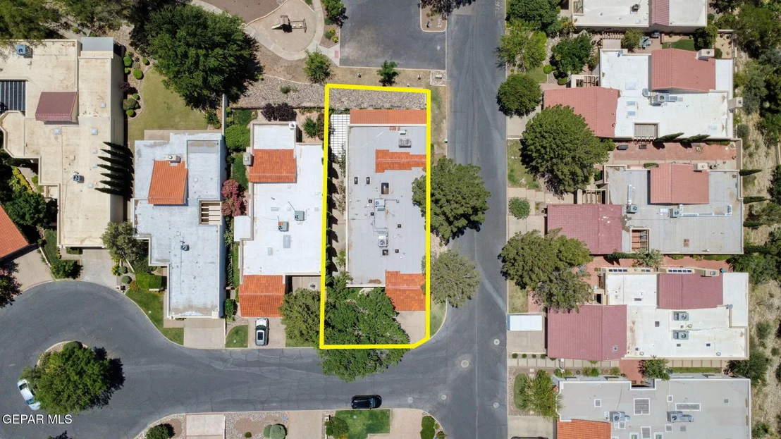 Photo of 1077 LOS JARDINES Circle