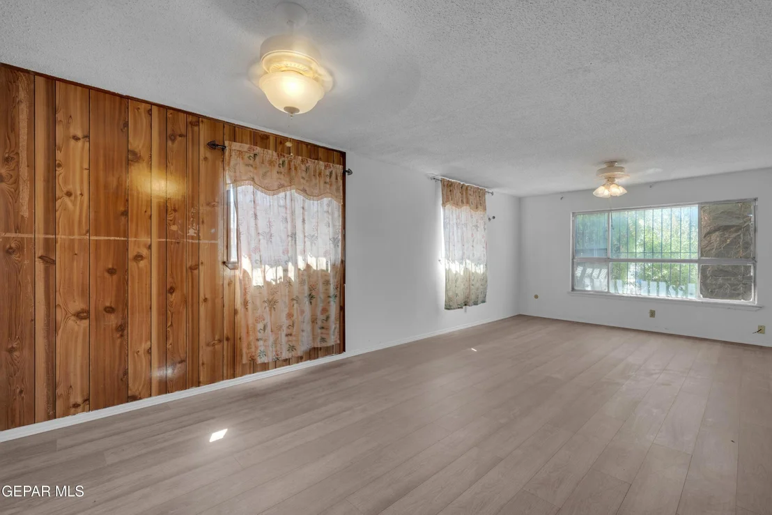 Photo of 3601 Truman Avenue
