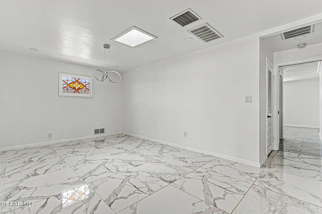 Photo of 259 Crown Point Drive