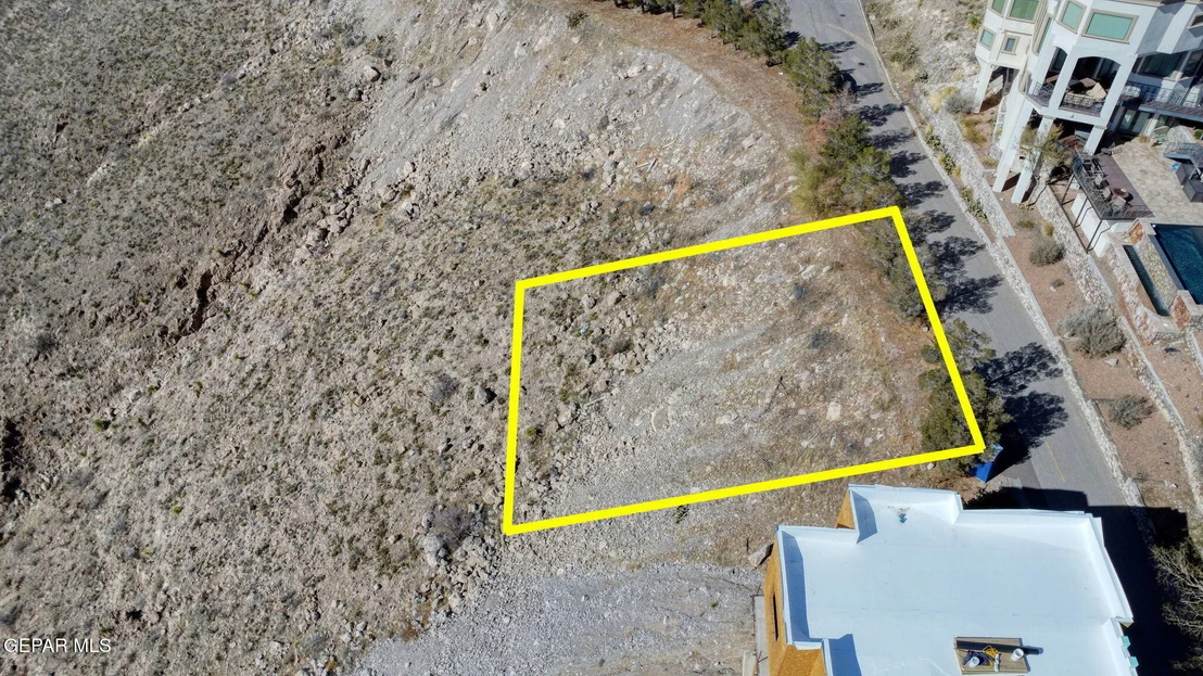 Photo of 11 APACHE CREST Drive