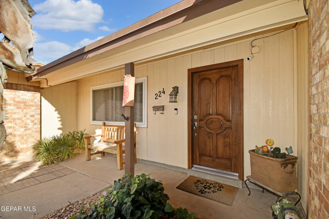Photo of 224 Lomont Drive