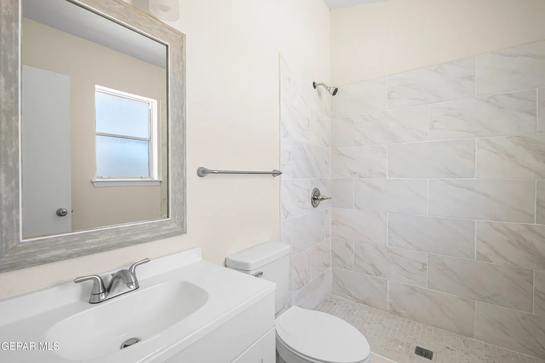 Photo of 8434 VILLANOVA Drive