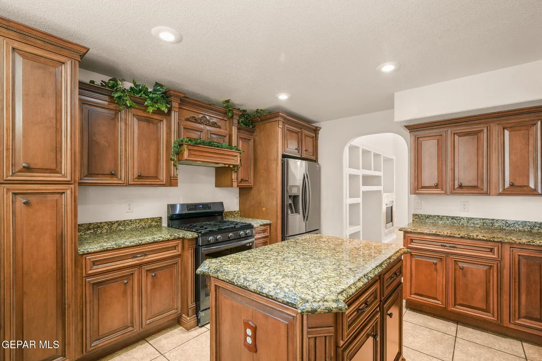 Photo of 14840 Holden Road