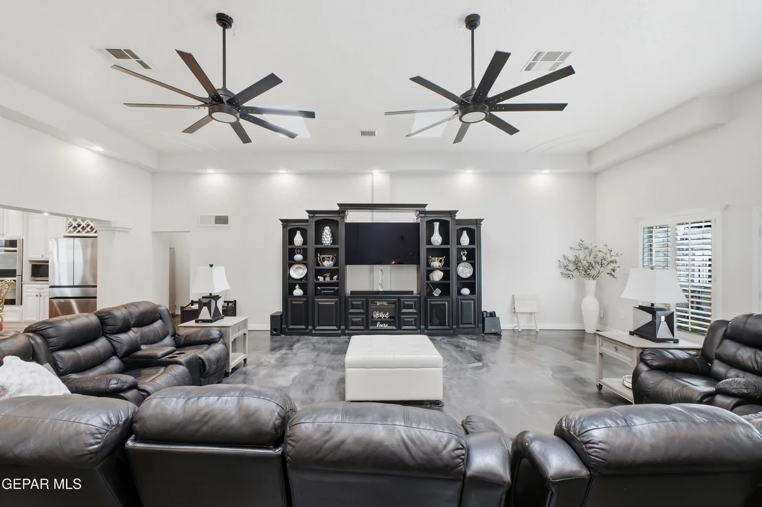 Photo of 7359 FRANKLIN Drive