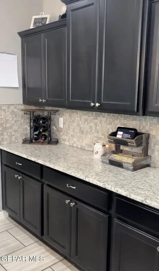 Photo of 987 GRANDEVOLE Drive