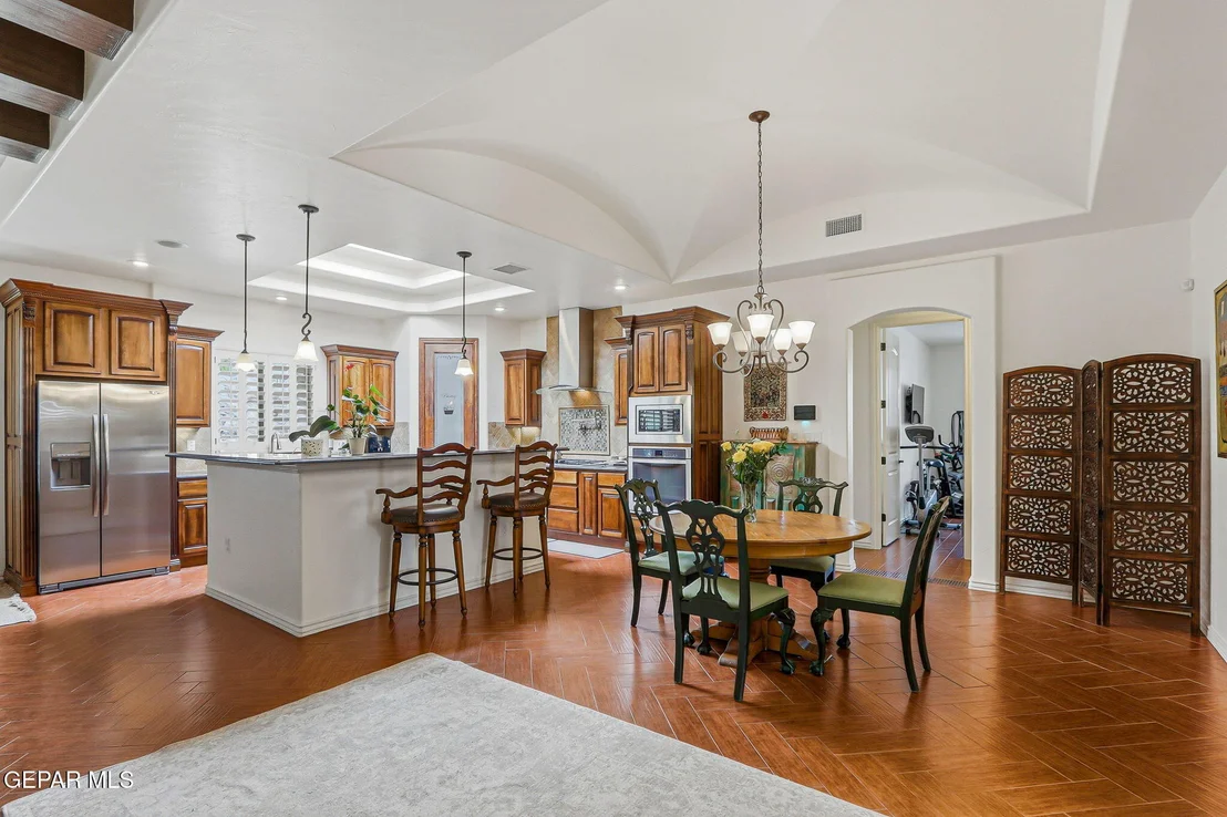 Photo of 6163 FRANKLIN DOVE Avenue