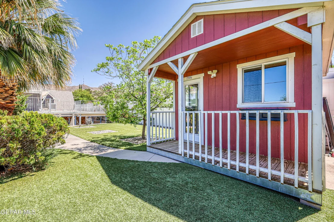 Photo of 704 MCKELLIGON Drive