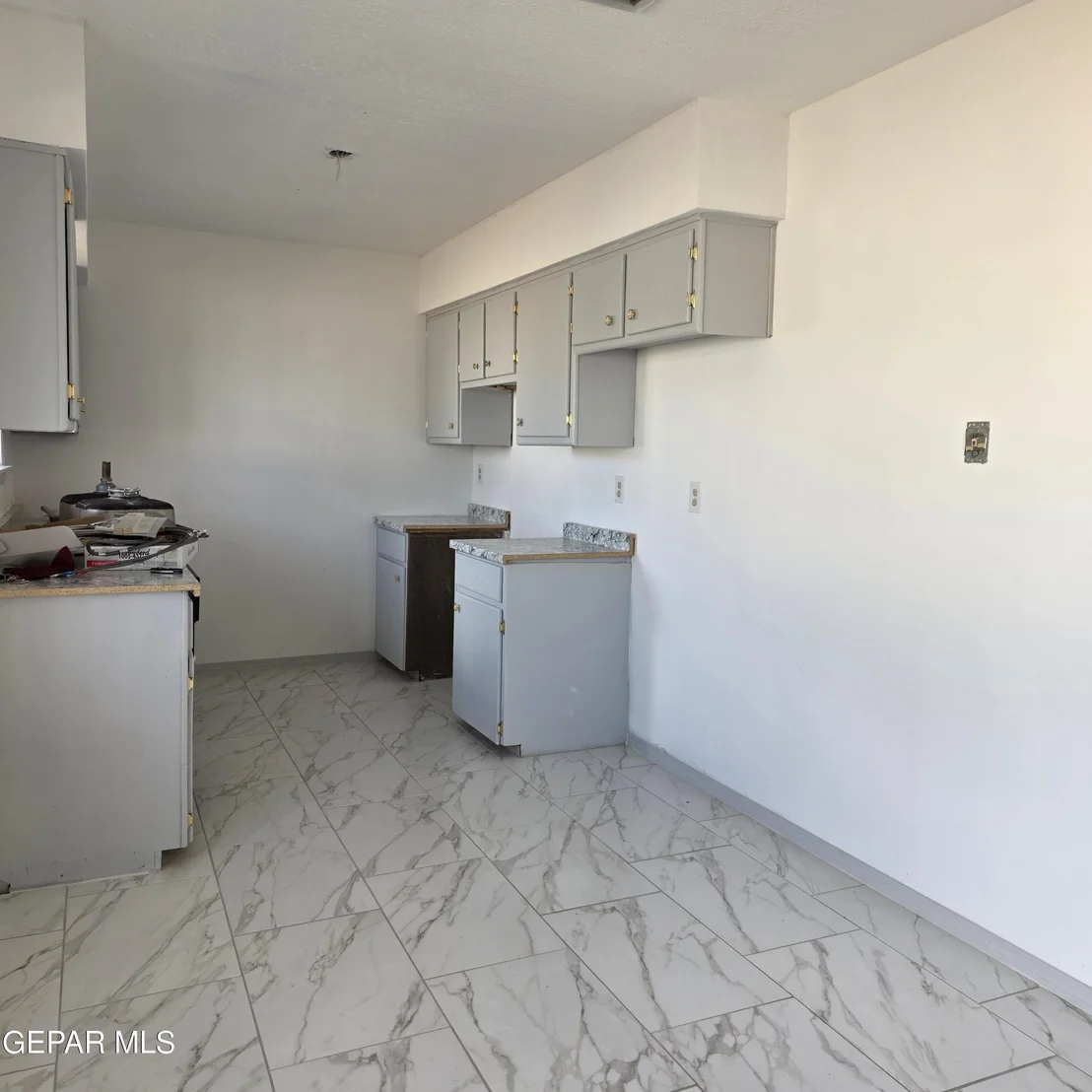 Photo of 3012 SEA BREEZE Drive