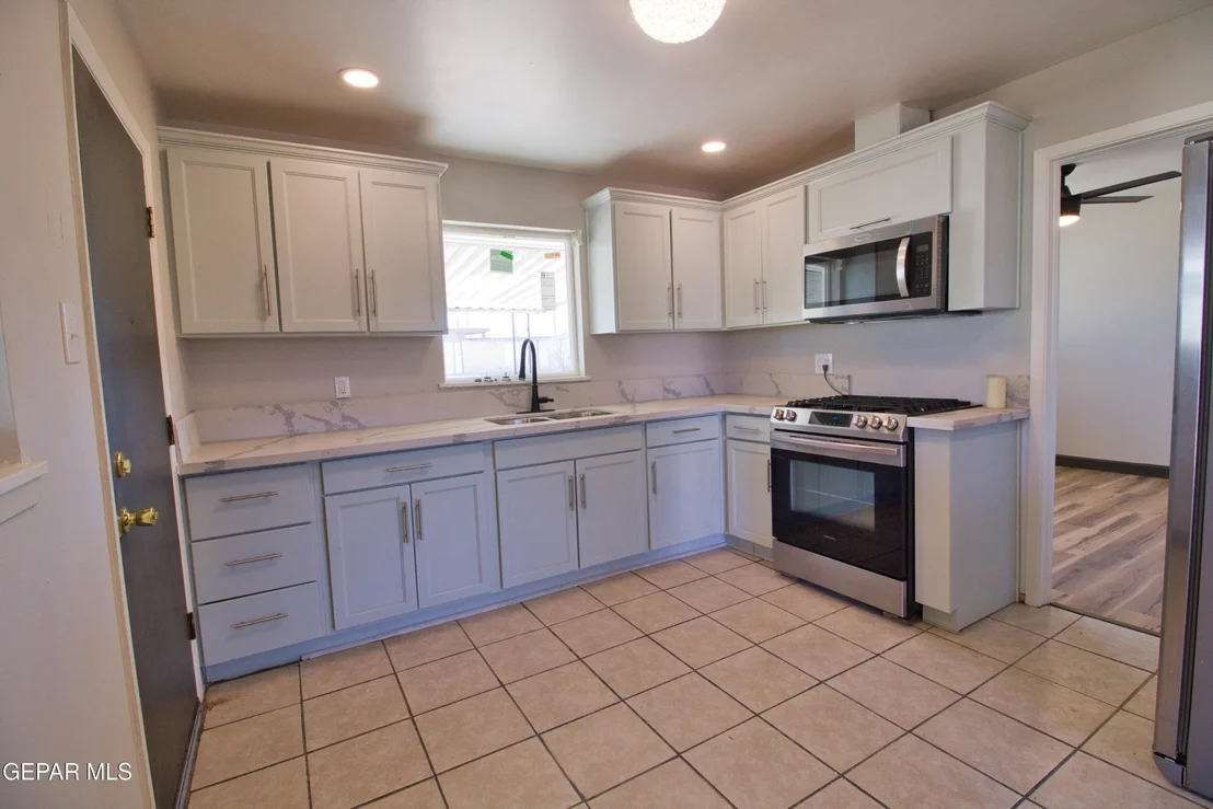 Photo of 9104 Raleigh Dr. Drive