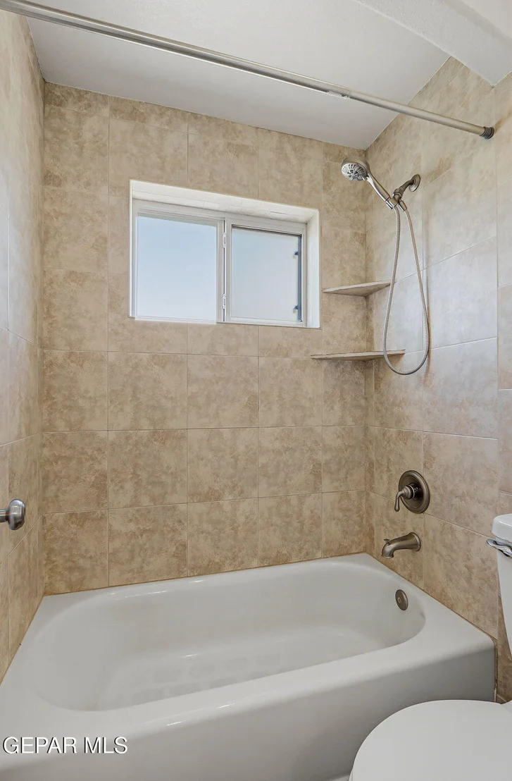 Photo of 6516 WIND RIDGE Drive