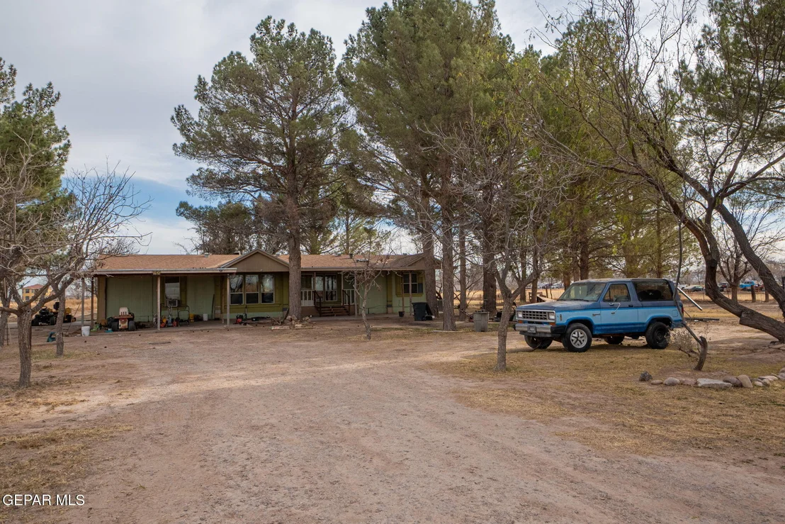 Photo of 255 Windgail Road