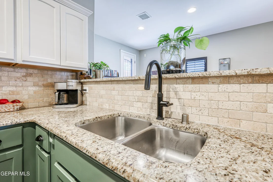 Photo of 2109 ROBERT DRENNAN Place