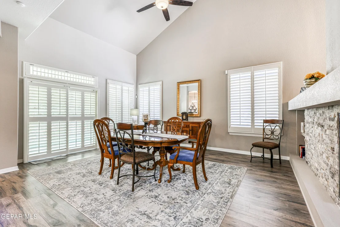Photo of 7713 OAK LANDING Drive