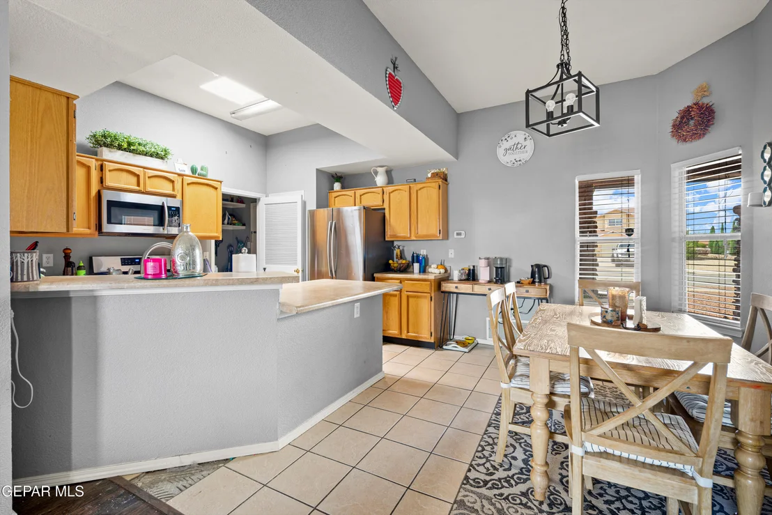 Photo of 6076 River Park Place