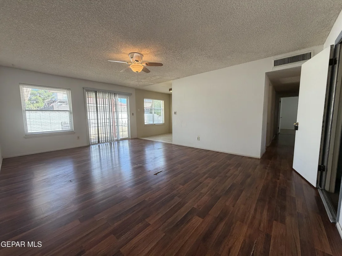 Photo of 1012 ONEIDA Drive