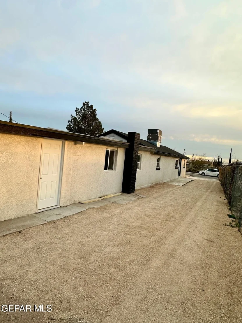 Photo of 8045 GILBERT Drive