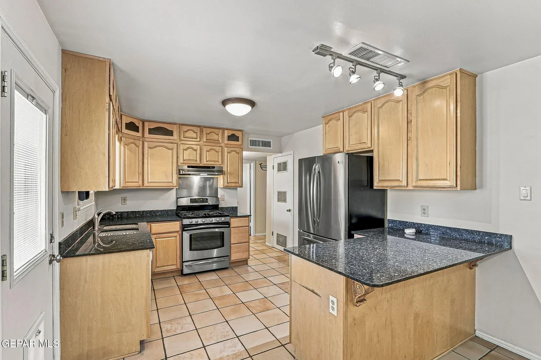 Photo of 436 DE LEON Drive