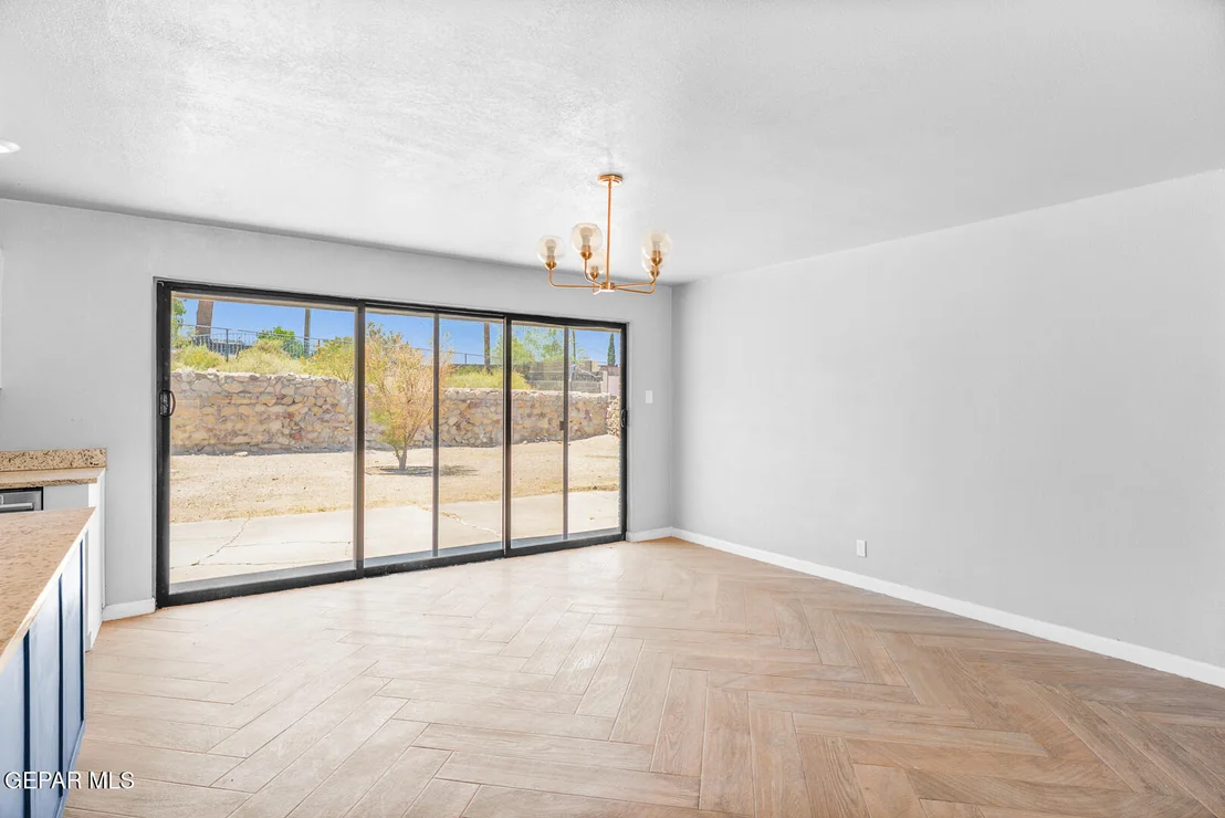 Photo of 814 GALLOWAY Drive