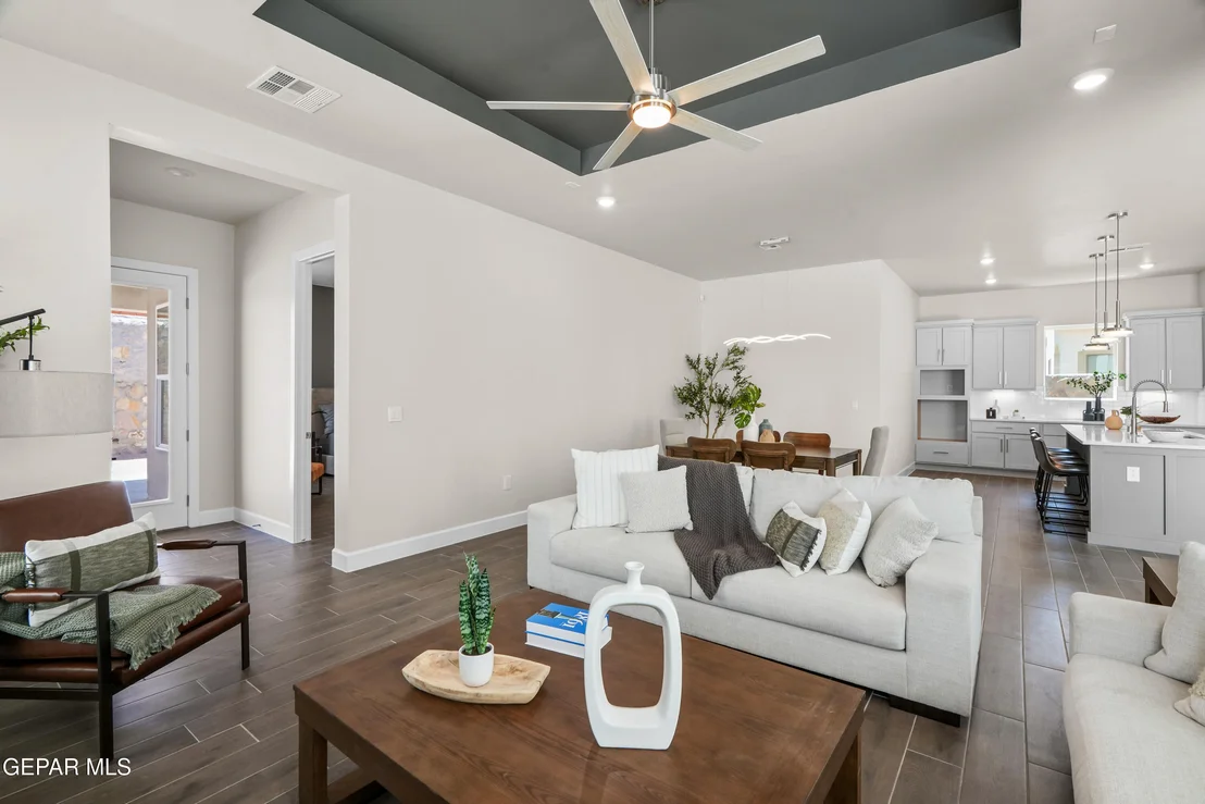 Photo of 808 Fairford Place
