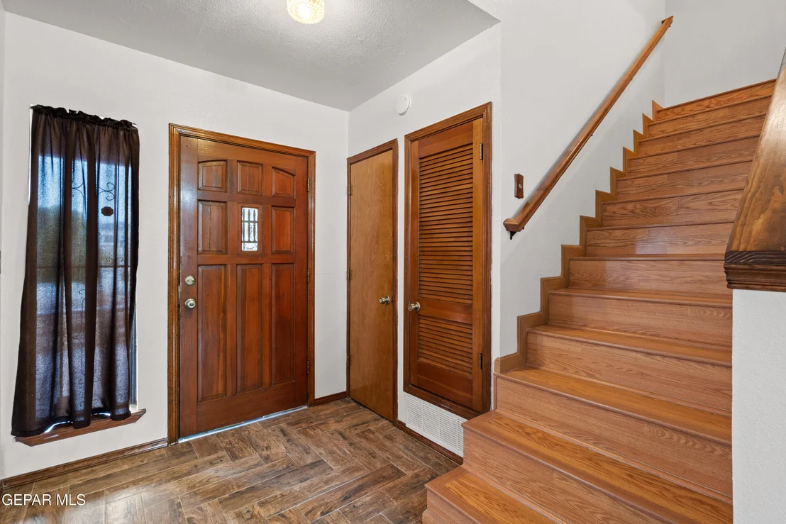 Photo of 1687 DANIELS Lane