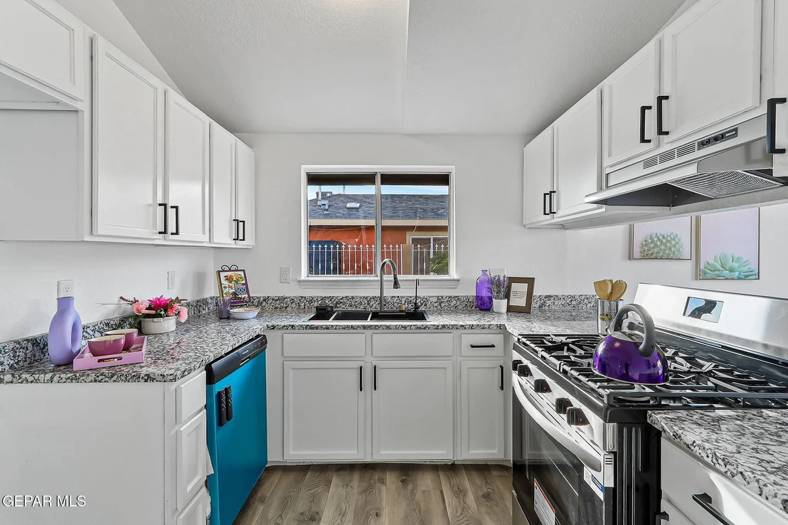 Photo of 8433 INDEPENDENCE Drive