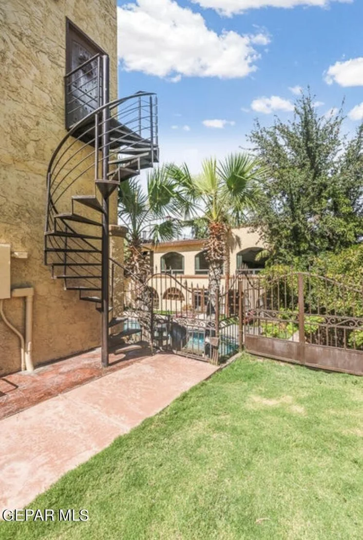 Photo of 12110 DOUBLE JAY Drive