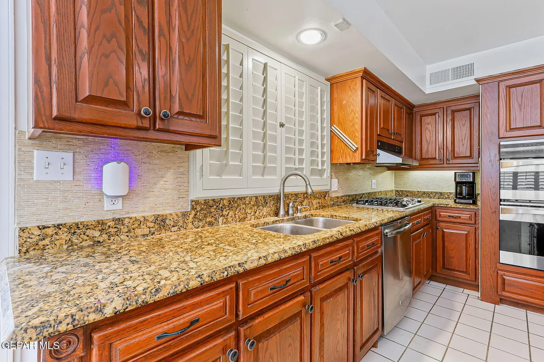 Photo of 745 Rinconada Lane