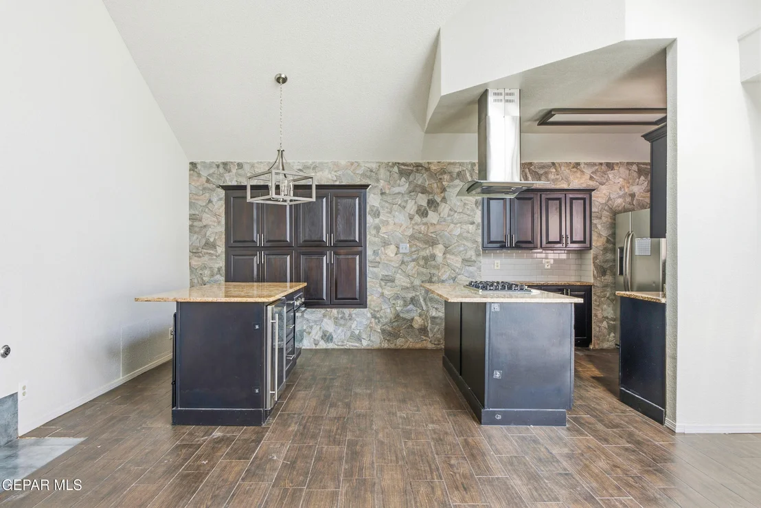 Photo of 11921 VAN GOGH Drive