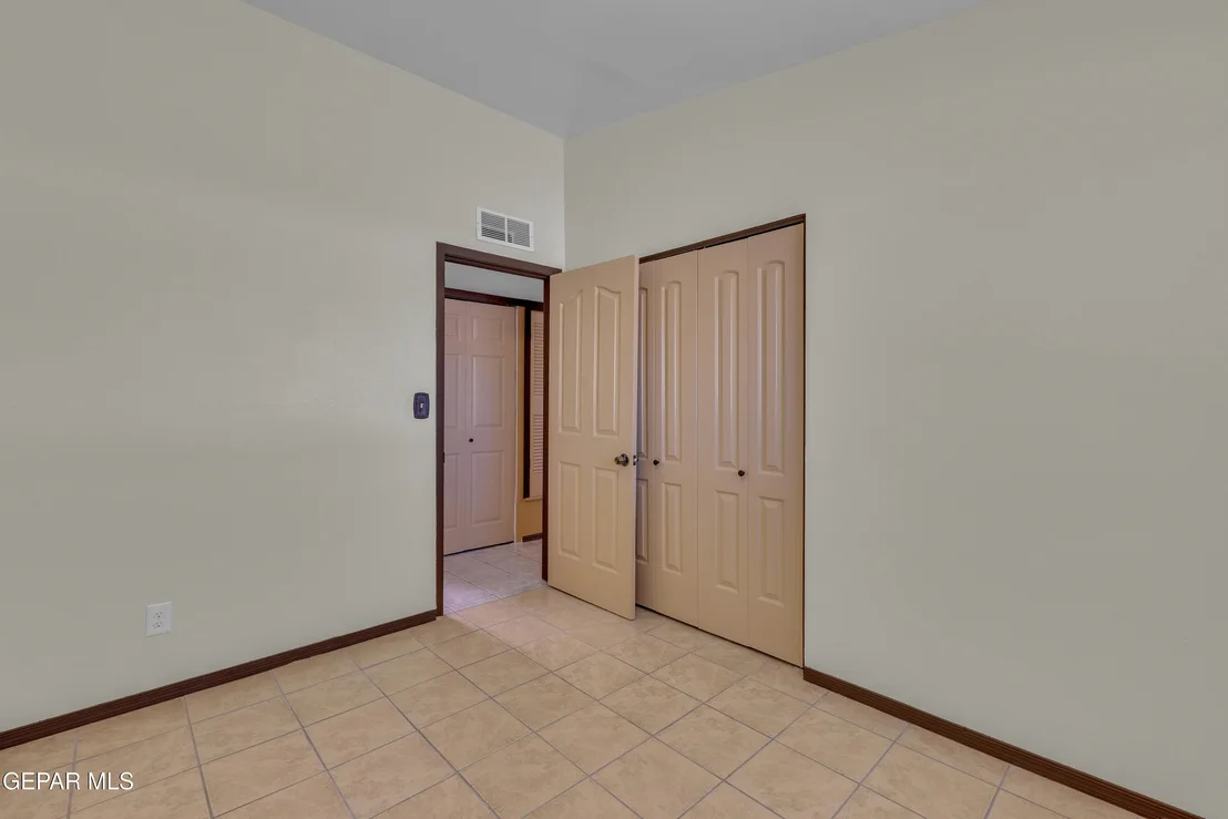 Photo of 11113 SHORELINE Drive