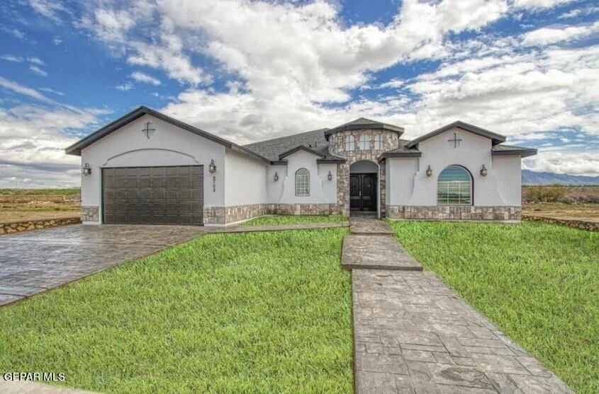 Photo of 7213 Cimarron Rim Drive
