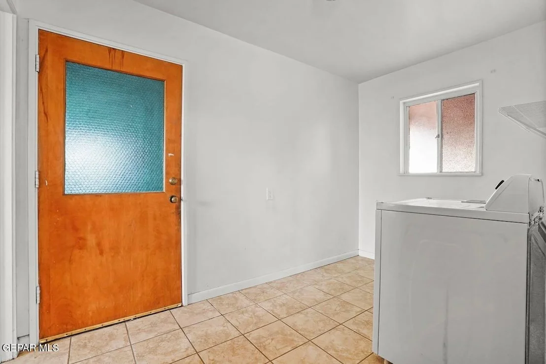 Photo of 4208 HAMPSHIRE Lane