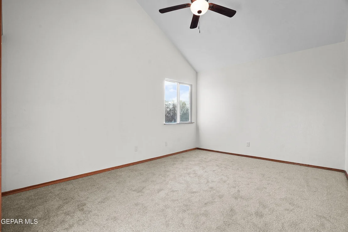 Photo of 3085 KINGS CROWN Place