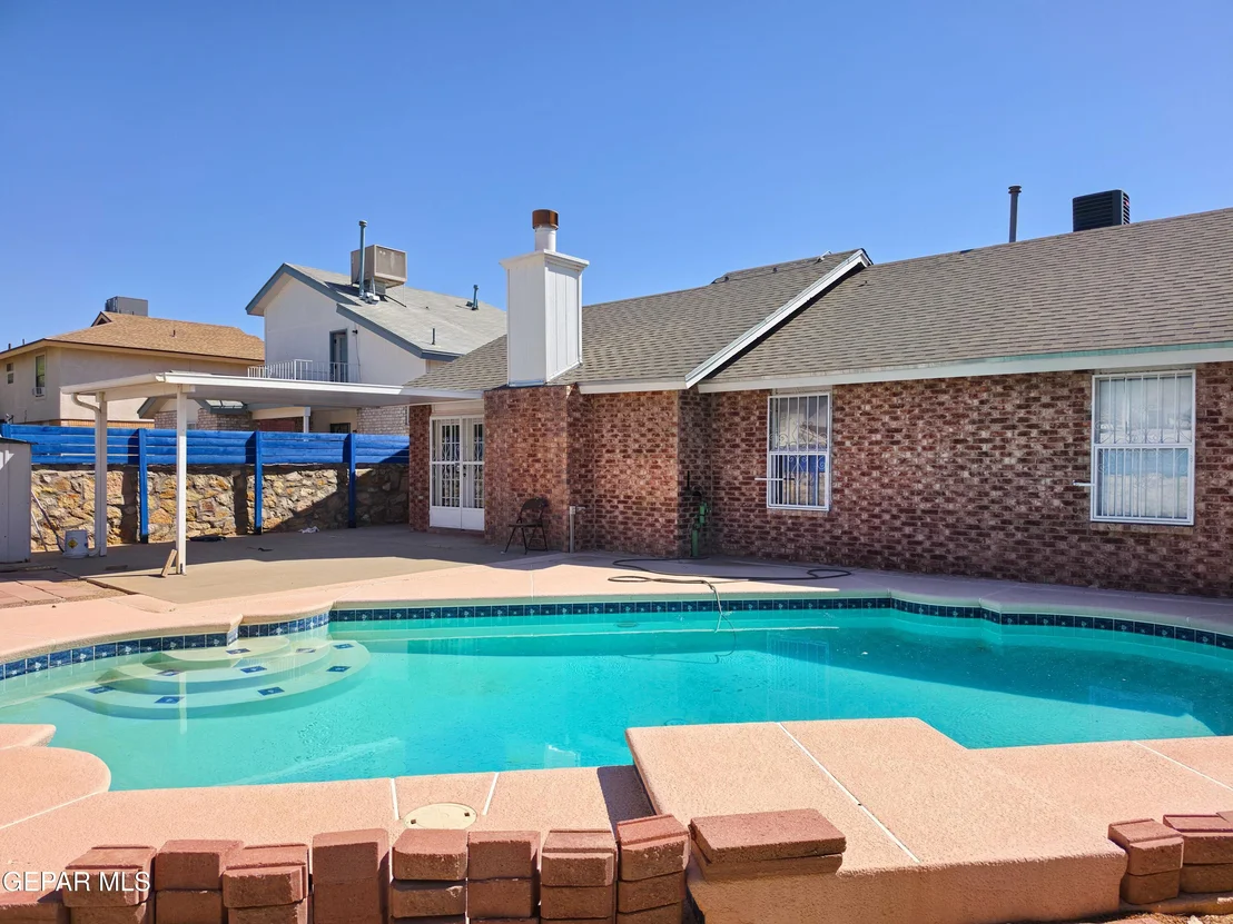 Photo of 12057 AUTUMN GATE Drive