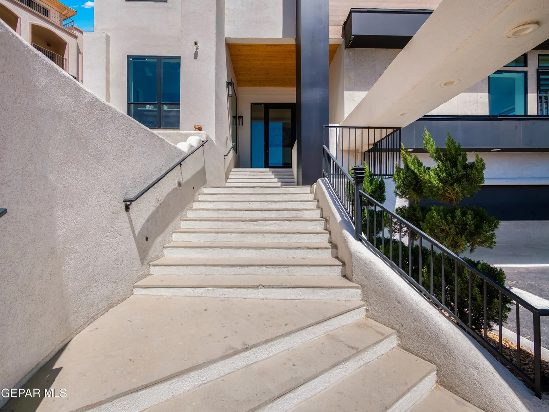 Photo of 10 BRONZE CREST Lane