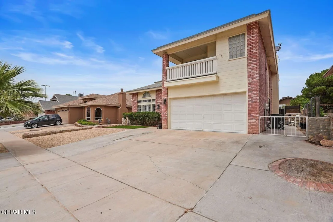 Photo of 12113 ALEX GUERRERO Circle