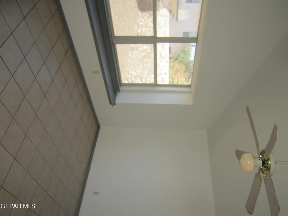 Photo of 7123 Oval Rock Drive
