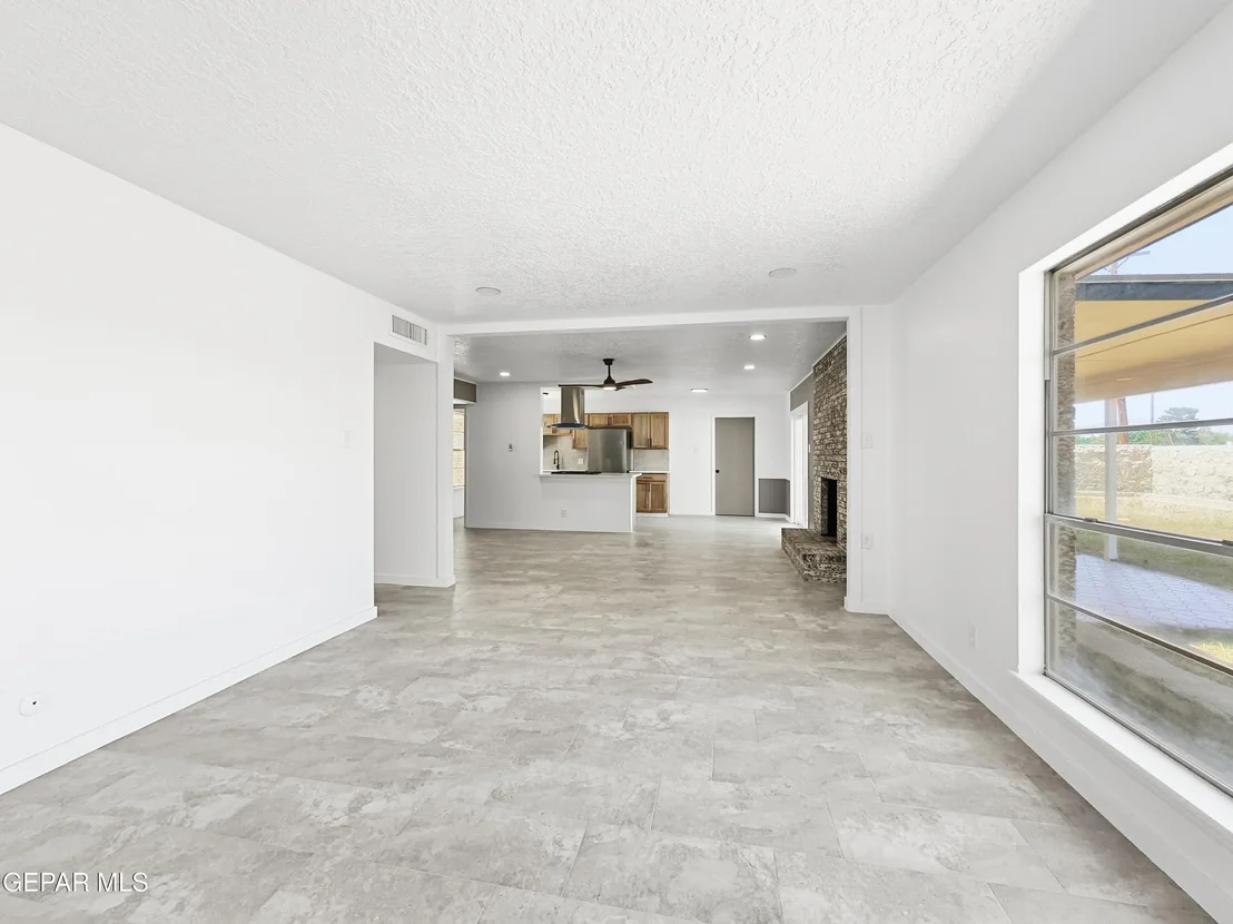 Photo of 5317 CORNELL Avenue