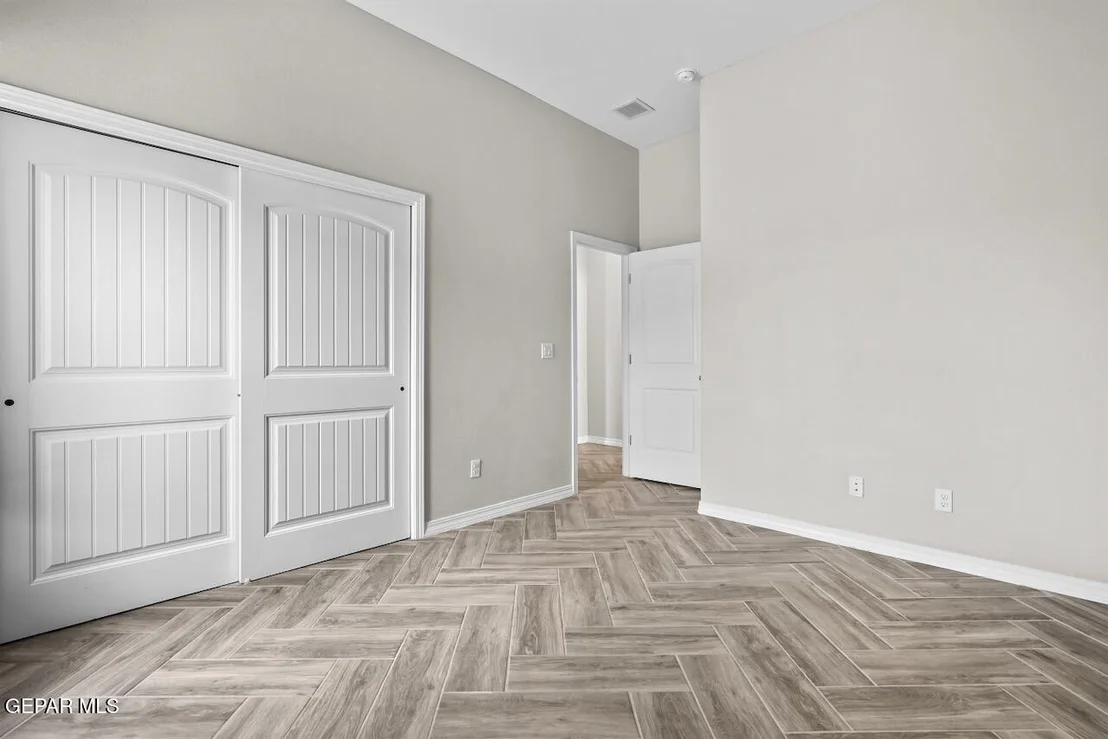 Photo of 965 CROOKED RIVER Drive