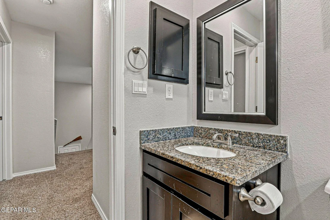 Photo of 433 TWILIGHT Drive