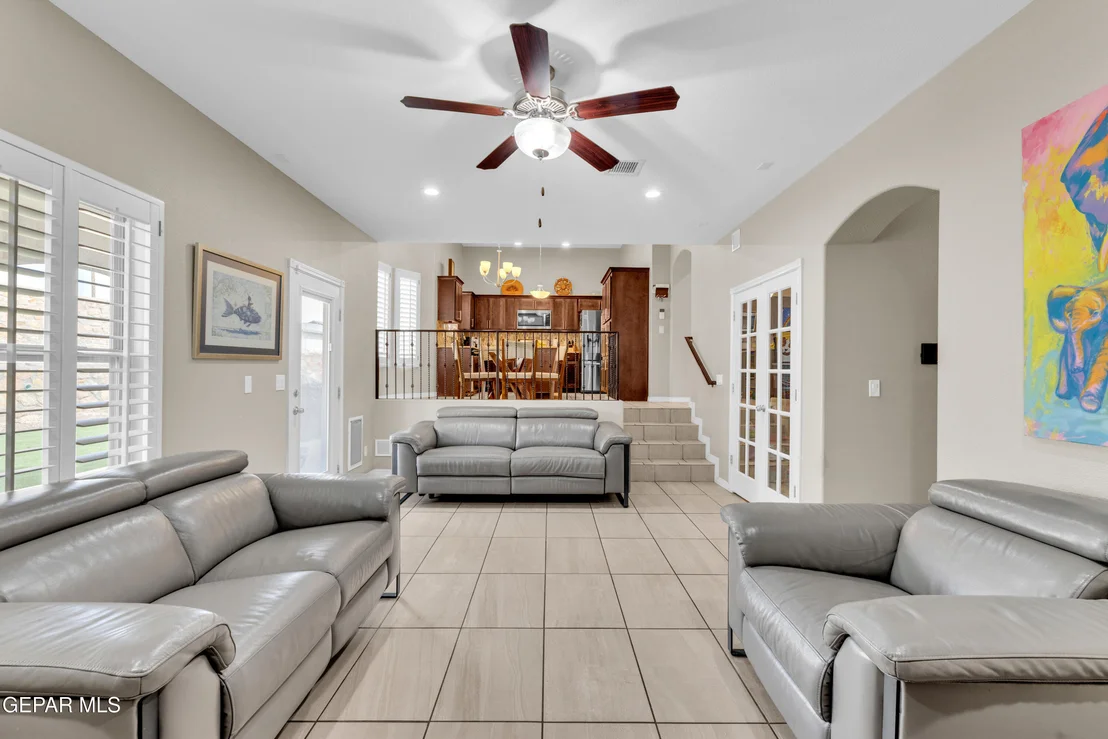 Photo of 6068 RIVET Place