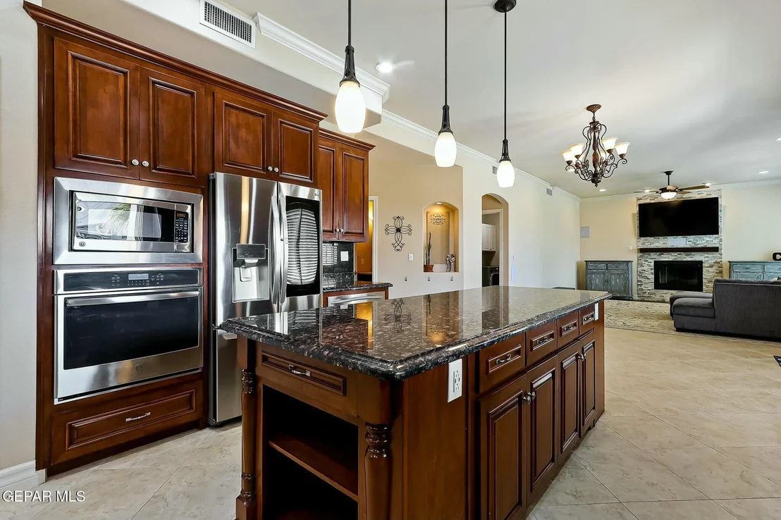 Photo of 1140 CALLE LOMAS Drive