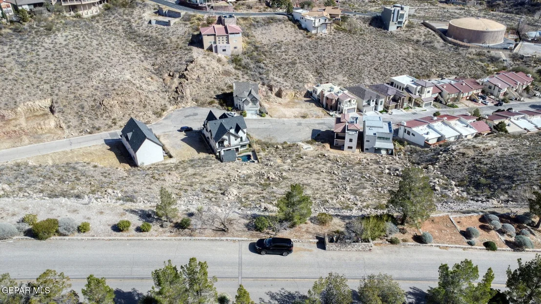 Photo of 24 SIERRA CREST Drive