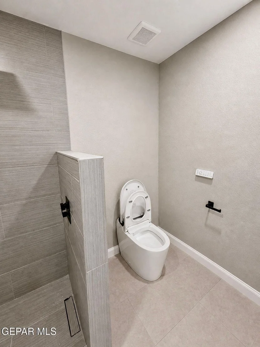 Photo of 775 W BORDERLAND Road