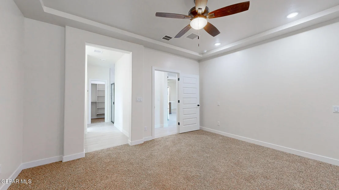 Photo of 325 Apodaca Road