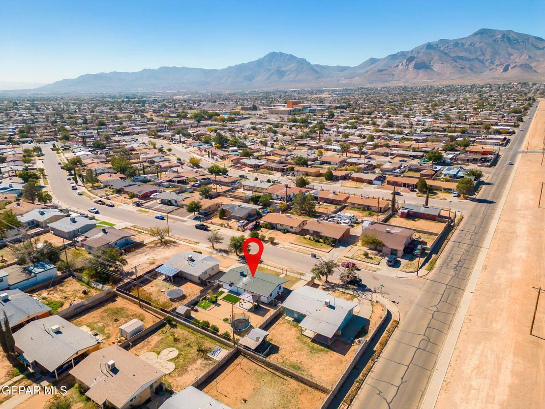 Photo of 10368 Preston Drive