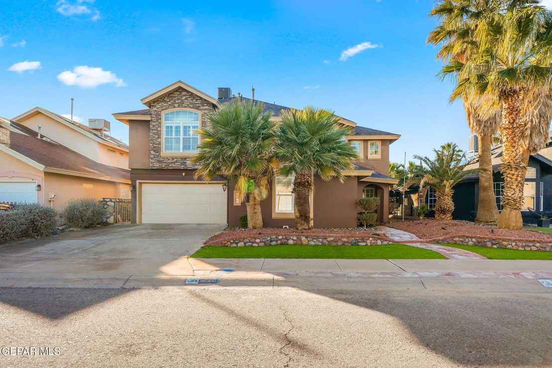 Photo of 2013 SHADOW RIDGE Drive