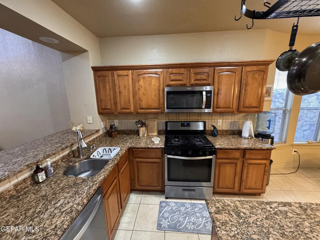Photo of 6377 FRANKLIN GATE Drive